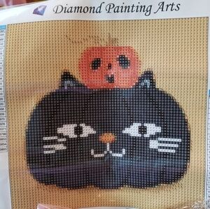 DIAMOND PAINTING ART KIT HALLOWEEN NEW IN PACKAGE